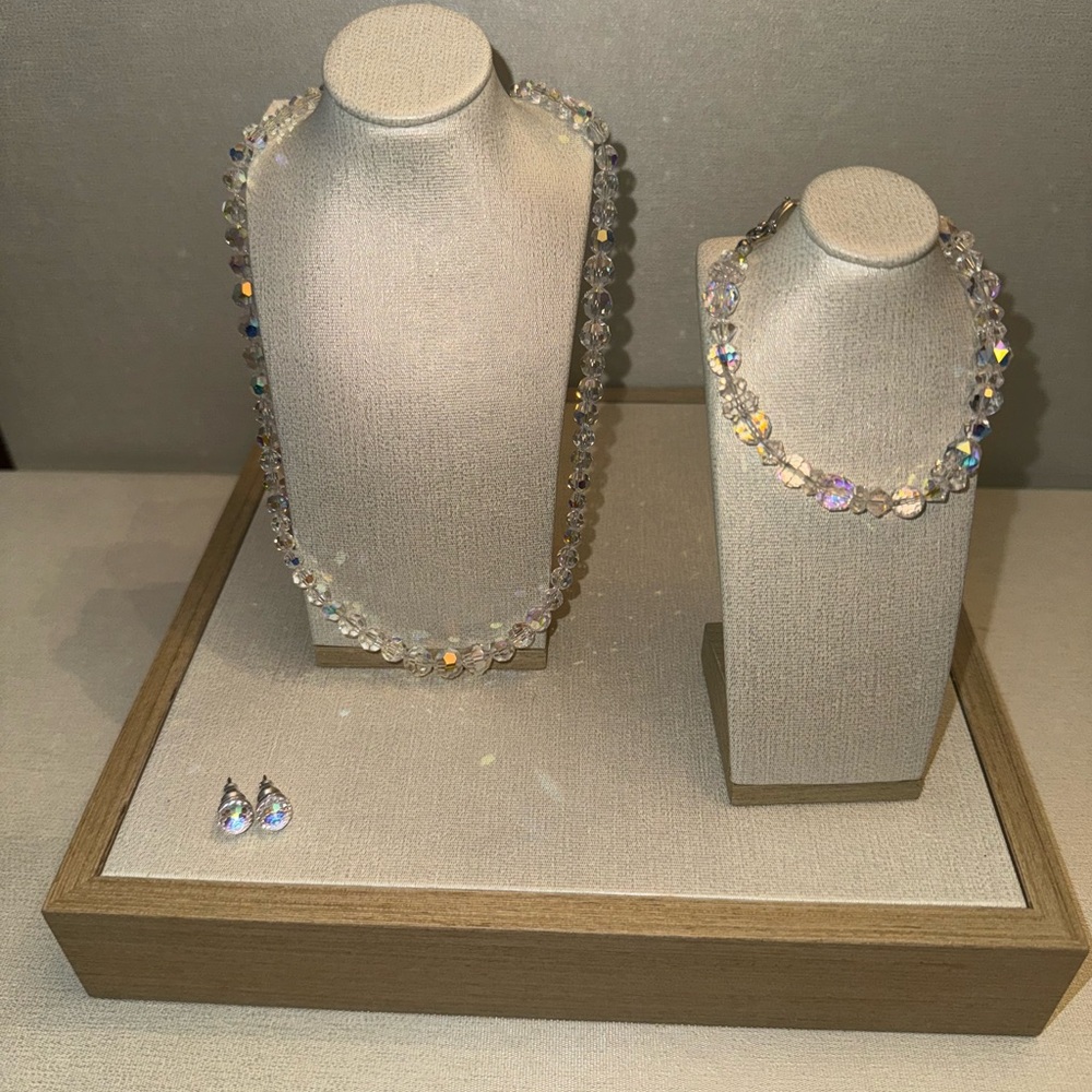 Swarovski Beaded Necklace, Bracelet & Earring Set